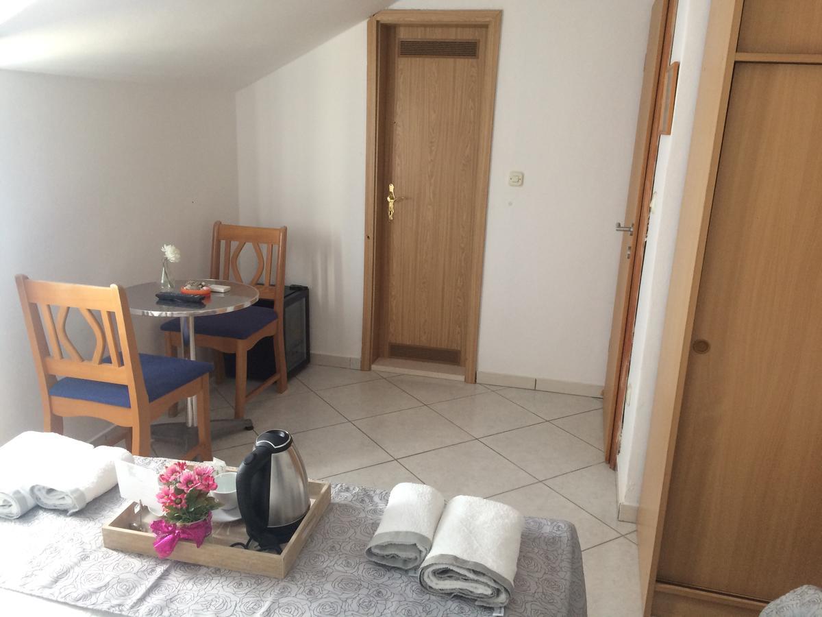 Villa Menalo Hodilje Eksteriør bilde